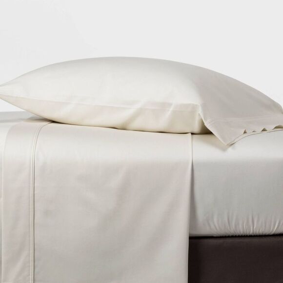 Open Box - Threshold - King 400 Thread Count Performance Flat Sheet Sour  Cream - Picture 4 of 4